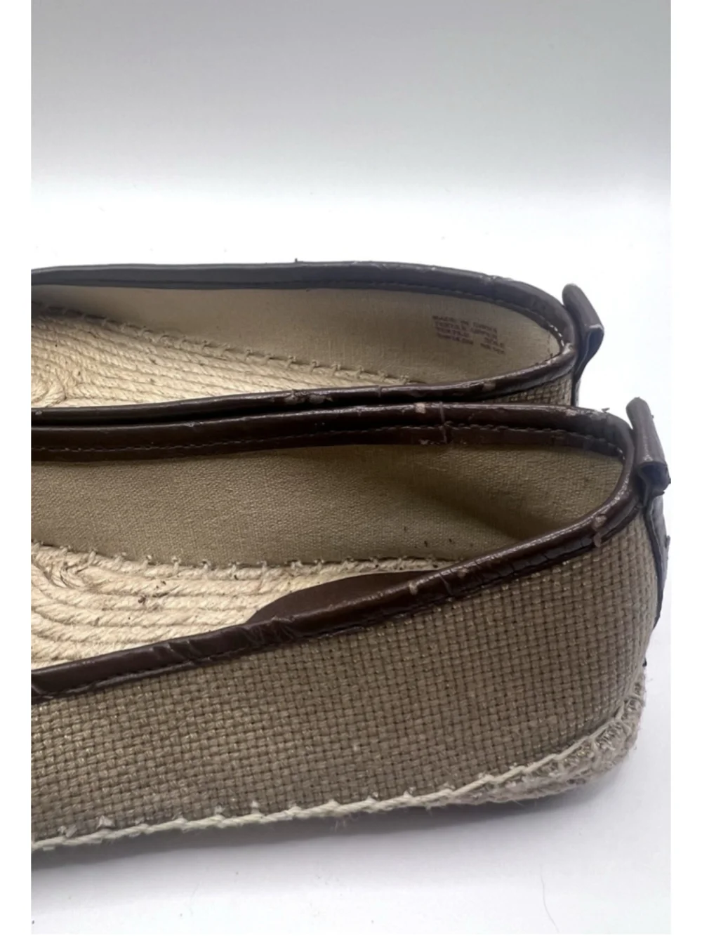 Michael Kors Hastings Espadrille Flats Womens 8 Brown Tan Canvas Gold Logo Shoes